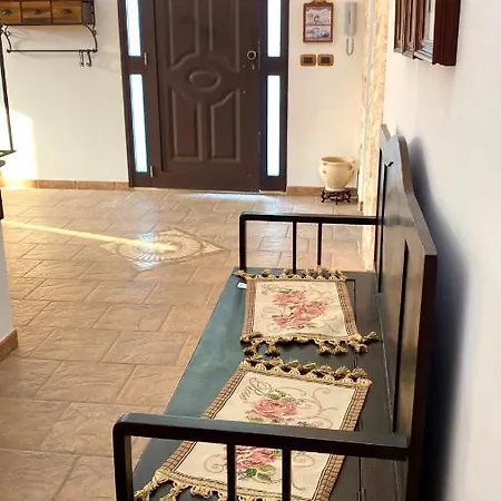 Noemi Villa